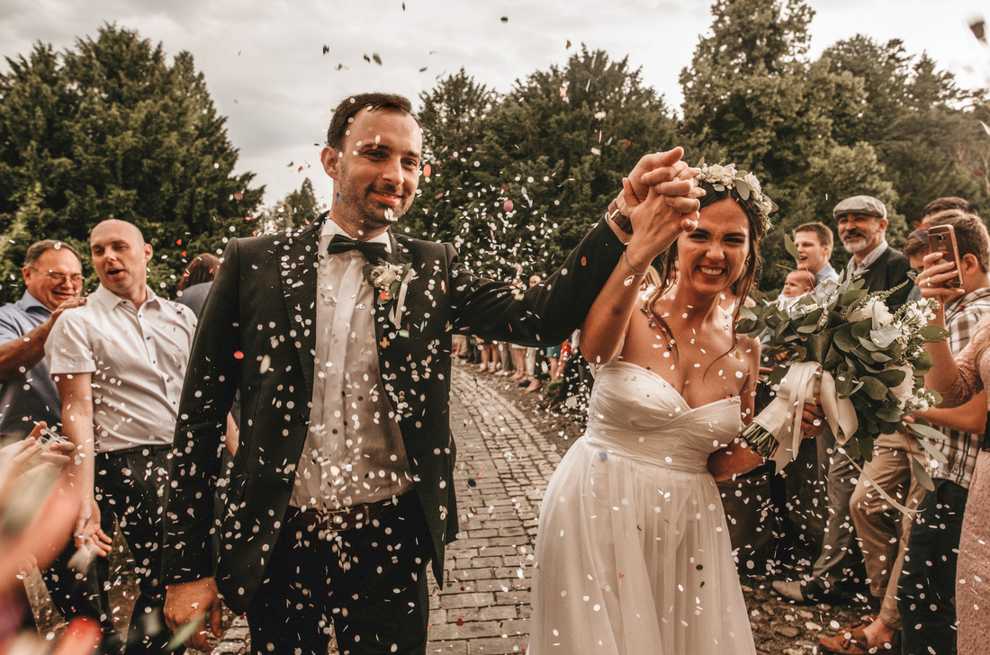 🎉 Our Favorite Wedding Speech Opening Lines: How to Start Your Speech with a Bang! 🎉